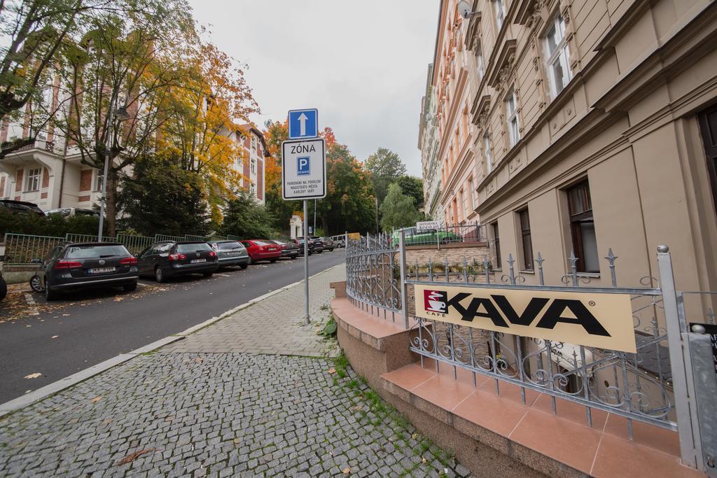 Apartment Aqua Vita Karlovy Vary Esterno foto